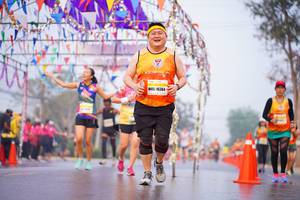 BIB: 16364
                            <button type="button" onclick="openModal(9968878)" class="btn btn-primary btn-sm float-right btn-popup" data-toggle="modal" data-target=".modal-high-quality">
                        <i class="fas fa-shopping-cart"></i> Add to Cart
                    </button>
                                            <button type="button" onclick="isThisMe(9968878, true)" class="btn btn-success btn-sm float-right btn-popup btn-isme hidden" data-toggle="tooltip" data-placement="bottom" title="นี่คือรูปของคุณใช่ไหม คลิกที่นี่เพื่อเอาเข้าอัลบั้ม">
                        <i class="fas fa-plus"></i> Add to album
                    </button>
                    <button type="button" onclick="isThisMe(9968878, false)" class="btn btn-warning btn-sm float-right btn-popup btn-isnotme hidden">
                        <i class="fas fa-ban"></i> Remove from album
                    </button>